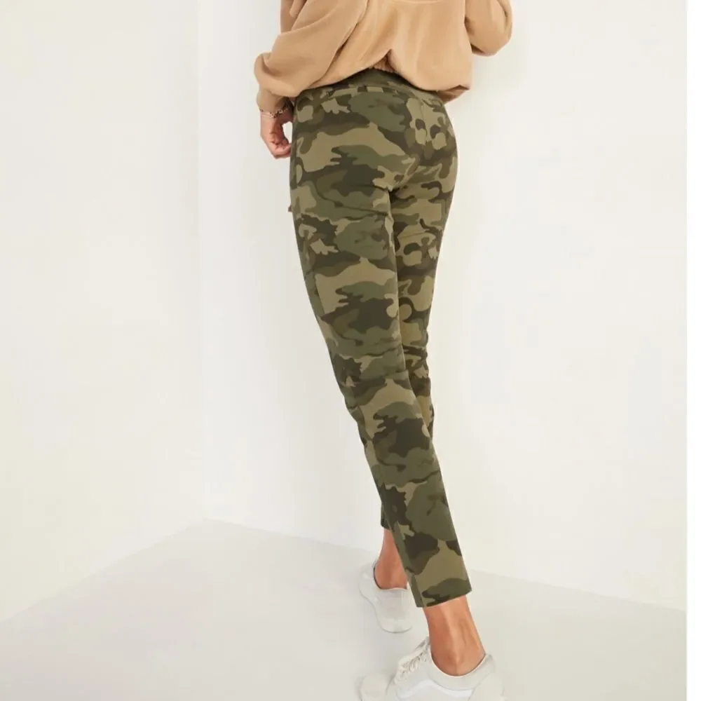 NWT Old Navy High-Waisted Camouflage Patterned Pixie Ankle Pants 2P Petite